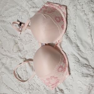 New with tags victorias secret push up bra
